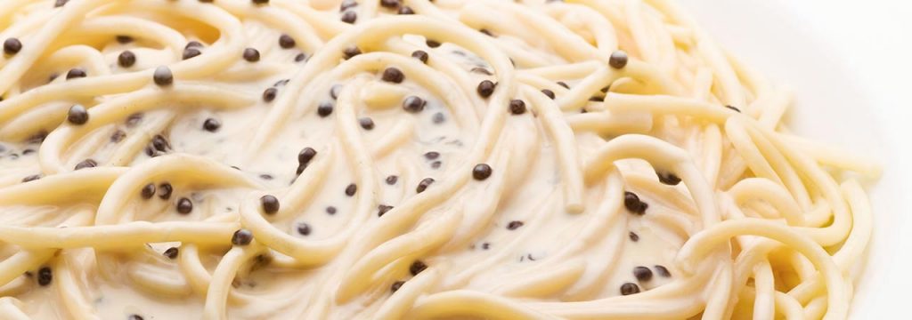Spaghetti al Caviale (caviar and cream)